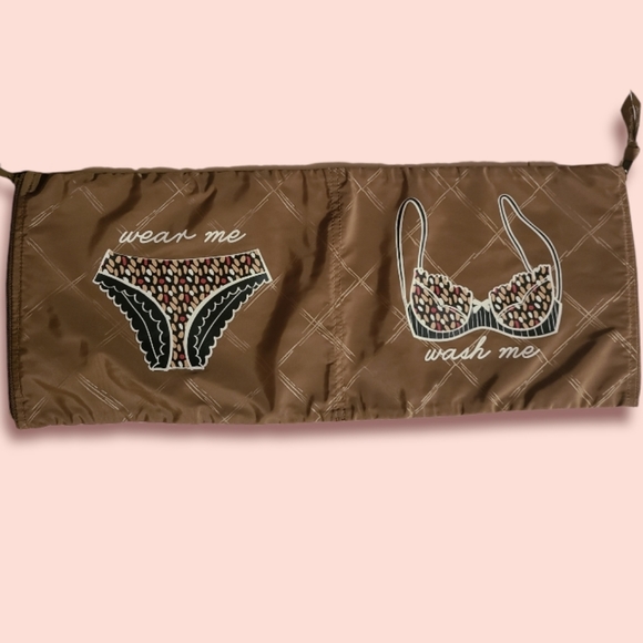 Vera Bradley Bags Vera Bradley Travel Bag Wear Me Wash Me Poshmark